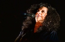 Γκαλ Κόστα: Άφησε την τελευταία της πνοή η «φωνή» της Tropicália - Ξέσπασμα πένθους  στη Βραζιλία - Το μήνυμα του προέδρου Λούλα ντα Σίλβα.