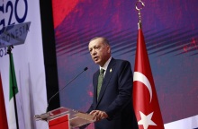 Ρετζέπ Ταγίπ Ερντογάν: Σταθερός παραμένει στην επιθετική ρητορική κατά της Ελλάδας - Οι νέες δηλώσεις του Τούρκου προέδρου από το βήμα της συνόδου των G20.