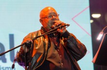 Ο Κουβανός τραγουδιστής και συνθέτης Πάμπλο Μιλανές 