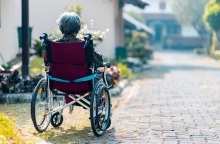 Συνεχίζονται οι αποκαλύψεις για τη δομή ΑμεΑ που λειτουργούσε στη Θεσσαλονίκη - Καταγγέλλεται πως έφτασε στο σημείο ακόμη και να αποκρύψει θανάτους παιδιών.