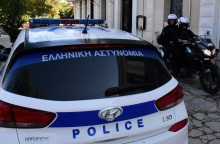 Απελευθερώθηκαν από την Αστυνομία μετανάστες που κρατούνταν παρά τη θέλησή τους σε διαμέρισμα στη Θεσσαλονίκη – Οκτώ οι συλληφθέντες.