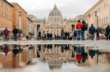 Η Ιταλία γηράσκει με πολύ ταχύτερο ρυθμό σε σχέση με τις υπόλοιπες χώρες - μέλη της Ευρωπαϊκής Ένωσης - Έπεσε κάτω από τα 59 εκατομμύρια ο πληθυσμός της.