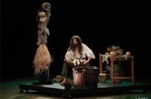 Ο "Ροβινσώνας Κρούσος" στο Μέγαρο Μουσικής, μια παράσταση για όλη της οικογένεια σε σκηνοθεσία Τατιάνας Λύγαρη