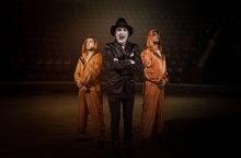 Ο τραγουδιστής Στέλιος Παπακώστας μιλάει για τo metal συγκρότημα Black Fate που δημιουργήθηκε τη δεκαετία του 1980 στη Λάρισα και τη νέα μπάντα Thirty Fates