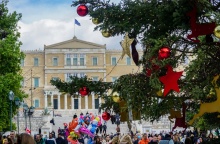 Το χριστουγεννιάτικο δέντρο στο Σύνταγμα