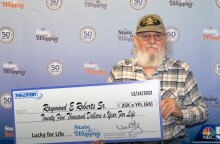 O Ρέιμοντ Ρόμπερτς νικητής στη λοταρία της Μασαχουσέτης