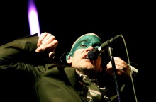 R.E.M. - Shiny Happy People: Το τραγούδι της ημέρας, Τετάρτη 4 Ιανουαρίου 2023, από τον Athens Voice 102.5