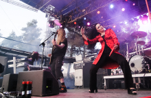 Η πρώτη συναυλία των Nightwish στην Ελλάδα, τον Ιούνιο του 2004, μέσα από σπάνιες φωτογραφίες του Χρήστου Κισατζεκιάν και η επιστροφή τους στην Αθήνα, στο φεστιβάλ Release Athens 2023.