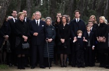 Κηδεία τέως βασιλιά Κωνσταντίνου: Στις 12 το μεσημέρι της Δευτέρας η εξόδιος ακολουθία - Ποιοι εκπρόσωποι βασιλικών οικογενειών θα δώσουν το παρών.