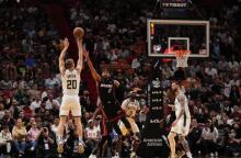 Νέα ήττα για τους Μπακς στο Μαϊάμι απόντος του Γιάννη Αντετοκούνμπο με τους Χιτ να παίρνουν το ματς με 111-95.