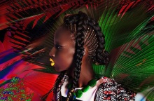 15 φωτογράφοι της αφρικανικής διασποράς στη Saatchi Gallery του Λονδίνου: Η έκθεση - γιορτή της δημιουργικότητας των μαύρων μπροστά και πίσω από την κάμερα.