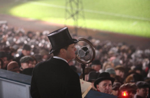 Σκηνή από την ταινία «Ο Λόγος του Βασιλιά»