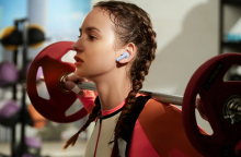 mkt______creative_lifestyle_shot_hq_mkt_freebuds_5i_ksp_shot_blue_gym_aem_jpg_20220505