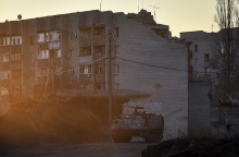 Ρωσο-ουκρανικός πόλεμος: Μάχη για την κατάληψη της Βουγλεντάρ, στο νοτιοδυτικό τμήμα του Ντονέτσκ - Διεκδικούν τη νίκη και οι δύο πλευρές.