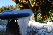 Πάγος σε βρύση