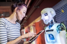 Τεχνητή νοημοσύνη: Οι εκτιμήσεις της εταιρείας Translated για το Singularity, την τέλεια μηχανική μετάφραση και τα ερωτήματα που παραμένουν αναπάντητα.