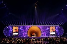 Βραβεία Grammy 2023: Το τραγούδι «Baraye» του Shervin Hajipour, που έγινε ο ύμνος της εξέργερσης στο Ιράν βραβεύτηκε στη νέα κατηγορία «Κοινωνική Αλλαγή»