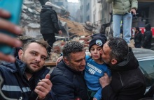 Σεισμός στην Τουρκία: 8χρονος ανασύρθηκε ζωντανός μετά από 52 ώρες