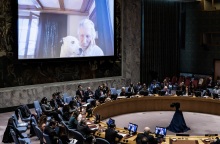 Ουκρανία για την ομιλία του Ρότζερ Γουότερς στο Συμβούλιο Ασφαλείας του ΟΗΕ: «Ένα ακόμη τούβλο στον τοίχο» της προπαγάνδας της Μόσχας.