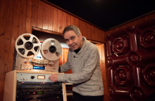 Επίσκεψη στα Artracks Recording Studios: Ο Studio Manager και Chief Engineer Γιώργος Πρινιωτάκης μιλά για τη διαδικασία ηχογράφησης, την παραγωγή και την ολοκλήρωση ενός άλμπουμ