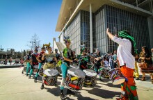 Οι Bloco Swingueira σε ρυθμούς σάμπα afro και σάμπα ρέγκε στο ΚΠΙΣΝ