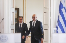 Νίκος Δένδιας: Στο νοσοκομείο για εξετάσεις μετά τη συνάντηση με τον Άντονι Μπλίνκεν ο υπουργός Εξωτερικών - Του χορηγήθηκε φαρμακευτική αγωγή.