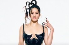 Το 2023, το Release Athens και το SNF Nostos του Ιδρύματος Σταύρος Νιάρχος ενώνουν τις δυνάμεις τους, παρουσιάζοντας τρεις σπουδαίες φεστιβαλικές ημέρες σε δύο σκηνές.