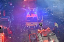 Ασθενοφόρο του ΕΚΑΒ στο σημείο του δυστυχήματος στα Τέμπη