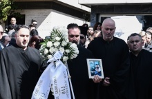 Τραγωδία στα Τέμπη: Κηδεία του 35χρονου μηχανοδηγού της εμπορικής αμαξοστοιχίας