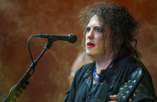 Ο Ρόμπερτ Σμιθ των The Cure