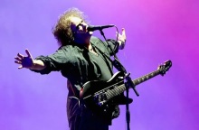 Ο Robert Smith των The Cure μιλάει για το κάθε άλλο παρά τέλειο σύστημα της Ticketmaster