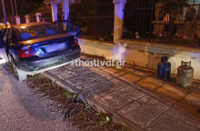 Δίωξη στον 62χρονο που κλειδώθηκε με τα παιδιά του σε ΙΧ και άνοιξε φιάλη υγραερίου