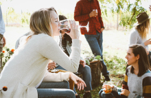 Οι βλάβες στην υγεία που προκαλούν τα οινοπνευματώδη ποτά