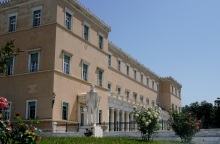 Η τραγωδία των Τεμπών, το δίλημμα της διακυβέρνησης, η πρόταση του ΠΑΣΟΚ - Κίνημα Αλλαγής για την επόμενη μέρα των εκλογών.