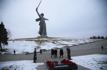 Το «δημοψήφισμα» για τη μετονομασία Βόλγκογκραντ σε Στάλινγκραντ από το καθεστώς Πούτιν και η ιστορία της ρωσικής πόλης.