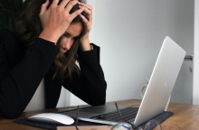 Το εργασιακό στρες των Βρετανών κοστίζει 32 δισ. ευρώ ετησίως στην εθνική οικονομία - Ποιες χώρες είναι οι «πρωταθλήτριες» του επαγγελματικού burnout. 