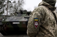 Financial Times: Έτοιμη να διαπραγματευθεί με τη Ρωσία για την Κριμαία η Ουκρανία, εάν επιτύχει η αντεπίθεσή της - Τι δηλώνει κορυφαίος σύμβουλος του Ζελένσκι.