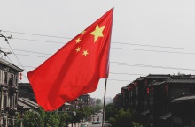 Κίνα: Βαριές ποινές φυλάκισης δυο γνωστούς δικηγόρους ειδικευμένους σε υποθέσεις ανθρωπίνων δικαιωμάτων - Κατηγορήθηκαν για ανατρεπτικές δραστηριότητες.