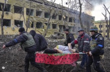 World Press Photo: Στη φωτογραφία με την έγκυο από τη Μαριούπολη το πρώτο βραβείο - Οι βραβευμένες εικόνες θα εκτεθούν από τις 22 Απριλίου στο Άμστερνταμ.