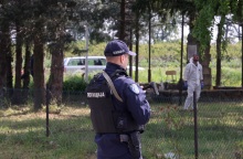 Σερβία: Ο πρόεδρος Βούτσιτς προτείνει «σχεδόν πλήρη αφοπλισμό» στη χώρα μετά τα δύο μακελειά που στοίχισαν τη ζωή σε 17 ανθρώπους.