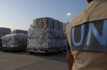 Σουδάν: Η χώρα είναι αντιμέτωπη με κρίση εκτοπισμένων ενώ δεν υπάρξει ένδειξη προόδου στις συνομιλίες για κατάπαυση πυρός.