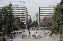 ΔΥΠΑ: Ο αριθμός των εγγεγραμμένων ανέργων μειώθηκε στο χαμηλότερο επίπεδο από το 2011 - Στους 492.200 οι μακροχρόνια άνεργοι.