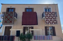 19 δομές κατάρτισης στην υφαντική, κεραμική και ξυλοτεχνία ανοίγουν σε όλη την Ελλάδα, με παράλληλη στήριξη της χειροτεχνικής επιχειρηματικότητας.