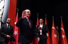 Εκλογές στην Τουρκία: Ο Κεμάλ Κιλιτσντάρογλου ανεβάζει τους τόνους σε προσφυγικό και τρομοκρατία - Απευθύνεται στους υπερθνικιστές ψηφοφόρους του Σινάν Ογάν.