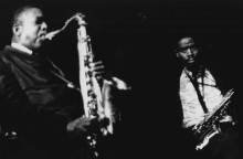 Βρέθηκαν ηχογραφήσεις του Τζον Κολτρέιν που είχαν χαθεί στη Δημόσια Βιβλιοθήκη της Νέας Υόρκης - Η σπάνια συνεργασία με τον Έρικ Ντόλφι.