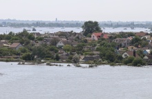 Πλημμυρισμένη η Χερσώνα μετά την ανατίναξη του φράγματος