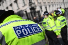 Αστυνομικοί στη Βρετανία