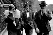 Σαν σήμερα 16 Ιουνίου: Το 1904 ξεκινά η σχέση του Τζέιμς Τζόις με τη Νόρα Μπάρνακλ - Η επιρροή της στη ζωή του Ιρλανδού συγγραφέα και το λογοτεχνικό Bloomsday. 