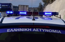 Θεσσαλονίκη: Επεισοδιακή σύλληψη 20χρονου διακινητή στην Ασπροβάλτα - Έκανε επικίνδυνους ελιγμούς με το όχημά του, προέβαλε σθεναρή αντίσταση.