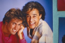 Οι Τζορτζ Μάικλ και Άντριου Ρίτζλεϊ στους «Wham!»